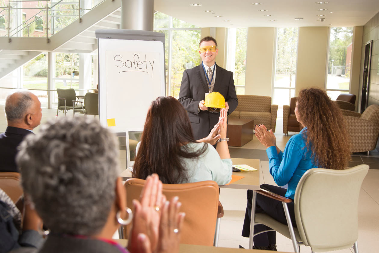 LEVEL 1 AWARD IN THE PRINCIPLES OF HEALTH AND SAFETY WITHINTHE WORKPLACE (RQF)